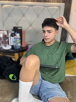 Samu Hott online show from March 14, 8:36 pm