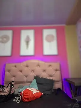 Karolaiin LS online show from March 3, 7:31 pm