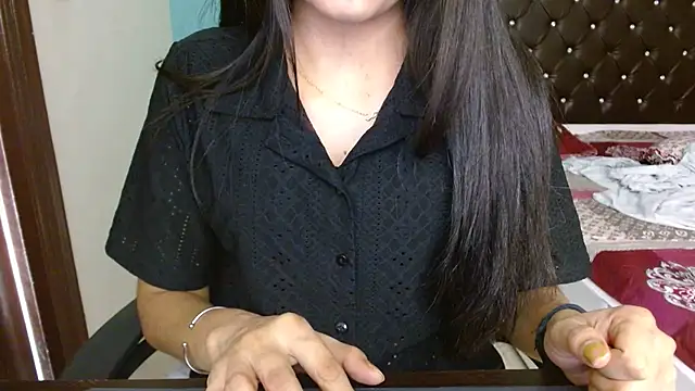 Snapshot of Your_lust143 chatting on June 17, 2:36 am Your lust143 online show from June 17, 2:36 am