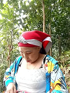 lena-cute online show from February 3, 8:08 am