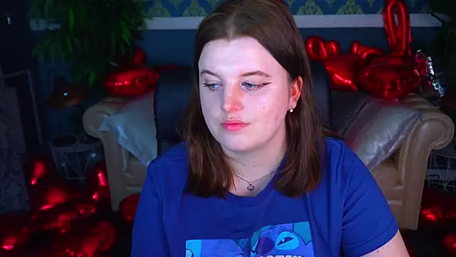 Snapshot of KristiFoxy chatting on February 5, 7:18 pm KristiFoxy online show from February 5, 7:18 pm