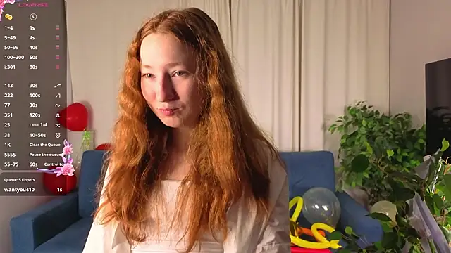 MaraButtrey online show from February 14, 1:02 am