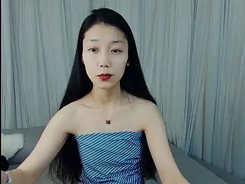 Snapshot of HUIZI8 chatting on February 9, 10:52 am HUIZI8 online show from February 9, 10:52 am