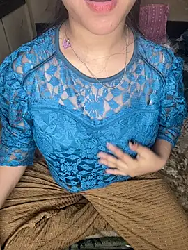 Snapshot of nauty_girl_shalu chatting on February 20, 7:43 am nauty girl shalu online show from February 20, 7:43 am