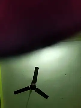 Snapshot of 06Rozi chatting on February 19, 8:16 pm 06Rozi online show from February 19, 8:16 pm