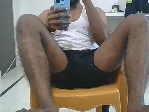 Snapshot of veeeer1239 chatting on February 19, 7:59 am veeeer1239 online show from February 19, 7:59 am