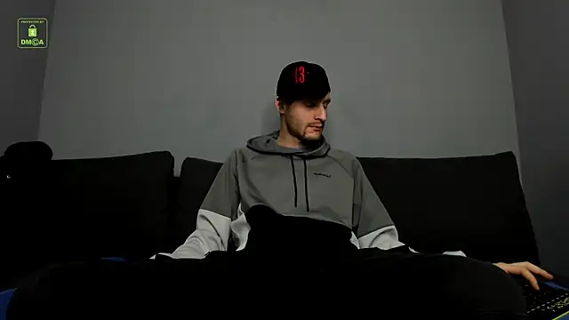 Deymond Russo online show from February 25, 12:37 pm