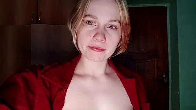 Snapshot of MillyVillage chatting on February 11, 2:11 pm MillyVillage online show from February 11, 2:11 pm