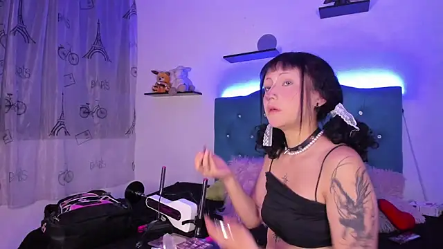 Gemma honey online show from March 3, 1:06 pm