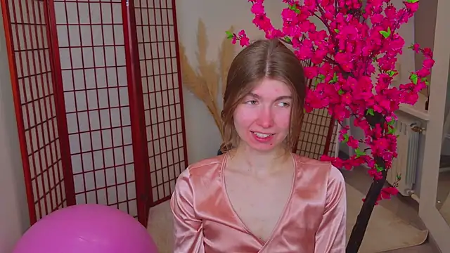 Bubble Chloe online show from March 18, 2:31 pm