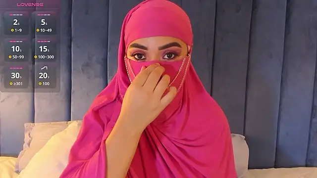 fatimarab   online show from February 19, 3:35 am