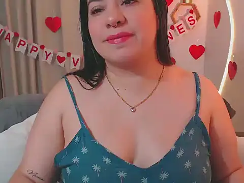 Snapshot of isabum_ chatting on February 14, 11:18 am isabum online show from February 14, 11:18 am