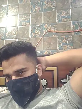 Snapshot of MrCurioX chatting on February 16, 4:36 pm MrCurioX online show from February 16, 4:36 pm