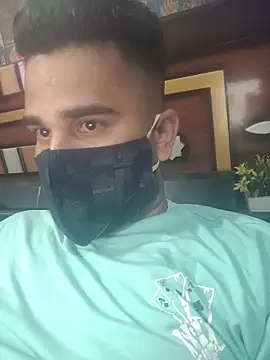 Snapshot of MrCurioX chatting on February 18, 4:47 pm MrCurioX online show from February 18, 4:47 pm