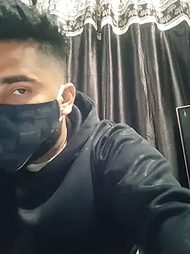 Snapshot of MrCurioX chatting on February 20, 4:18 pm MrCurioX online show from February 20, 4:18 pm