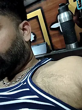 MrCurioX online show from April 5, 2:14 pm