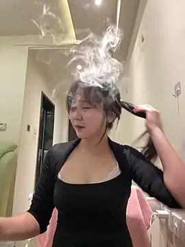 LXR77887 online show from April 27, 8:23 am