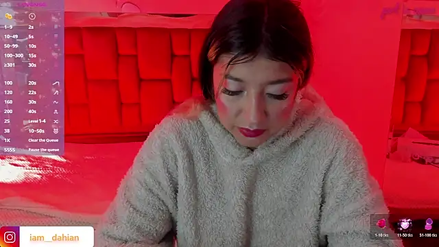 Snapshot of Dahiana_Dmour_ chatting on June 22, 12:35 pm Dahiana Dmour online show from June 22, 12:35 pm