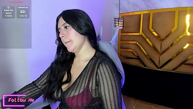 Snapshot of Miss_Scarlett22 chatting on February 18, 11:39 am Miss Scarlett22 online show from February 18, 11:39 am