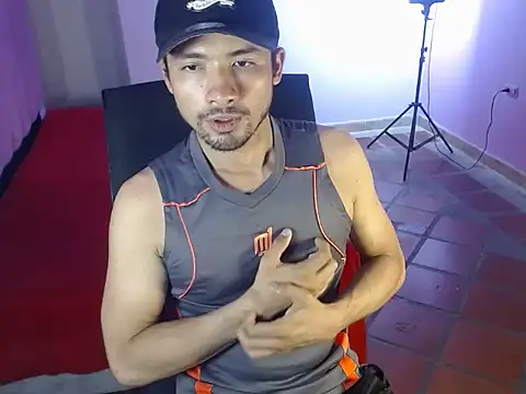 Snapshot of FerminGomez chatting on February 11, 3:44 am FerminGomez online show from February 11, 3:44 am