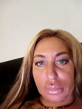 MiaMooly online show from September 17, 5:47 pm