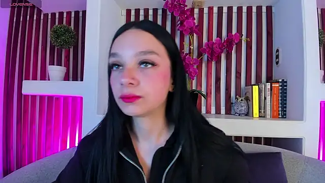 Elizabeth Ferrer online show from March 17, 12:08 pm