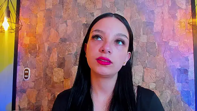 Elizabeth Ferrer online show from April 15, 12:23 pm