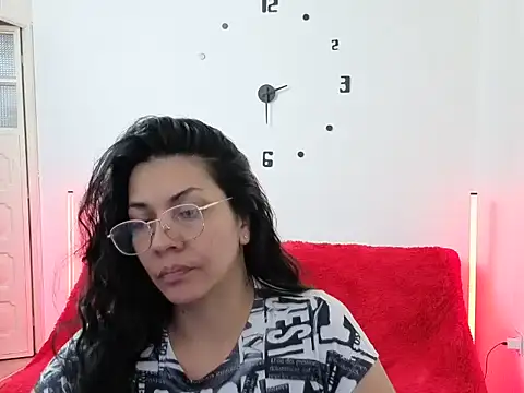 Snapshot of johana_collins chatting on March 5, 6:48 pm johana collins online show from March 5, 6:48 pm