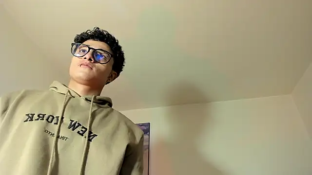 Adonibaskerville4 online show from April 11, 1:48 pm