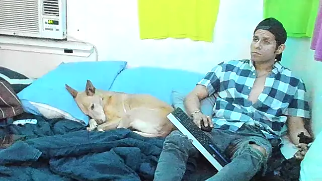 Snapshot of JokerAndyKenwood chatting on March 3, 3:56 am JokerAndyKenwood online show from March 3, 3:56 am