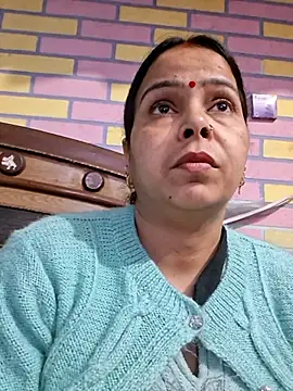 Snapshot of sapnaroy120 chatting on February 8, 10:07 am sapnaroy120 online show from February 8, 10:07 am