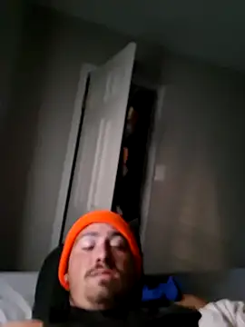 Snapshot of Dede5o4 chatting on April 7, 12:27 pm Dede5o4 online show from April 7, 12:27 pm