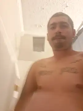 Snapshot of Dede5o4 chatting on April 8, 1:05 am Dede5o4 online show from April 8, 1:05 am