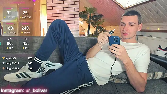 Snapshot of ScallyMisha chatting on March 31, 11:10 am ScallyMisha online show from March 31, 11:10 am