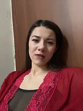 OnlyLeiLa online show from March 13, 9:10 pm