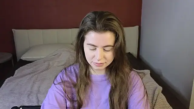 LovingWhisperr online show from April 8, 1:16 am