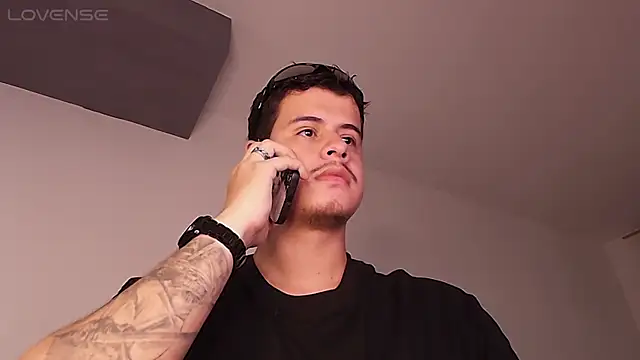 Snapshot of BjornSteel chatting on February 14, 11:56 pm BjornSteel online show from February 14, 11:56 pm