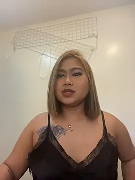 Snapshot of vien_pussy69 chatting on June 19, 2:32 pm vien pussy69 online show from June 19, 2:32 pm