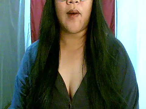 strip berry online show from February 5, 2:11 pm