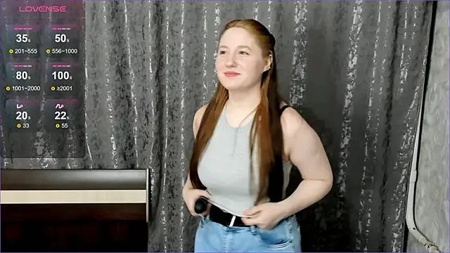 Snapshot of RuddyArmoire chatting on February 5, 5:17 pm RuddyArmoire online show from February 5, 5:17 pm