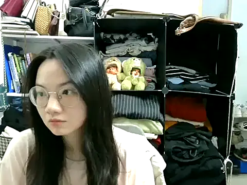 Snapshot of xiaoxiaowan11 chatting on February 6, 11:57 am xiaoxiaowan11 online show from February 6, 11:57 am