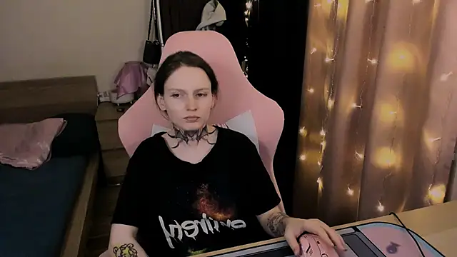 Onyxix online show from March 26, 7:41 pm