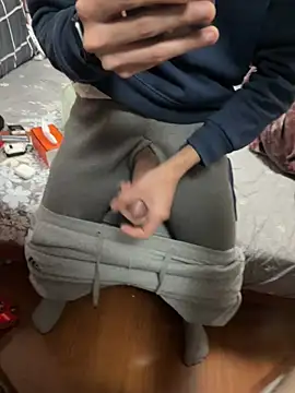 freshstudent online show from February 5, 11:37 am