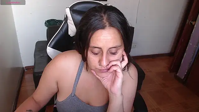 MeliisaRobers online show from February 28, 3:13 pm