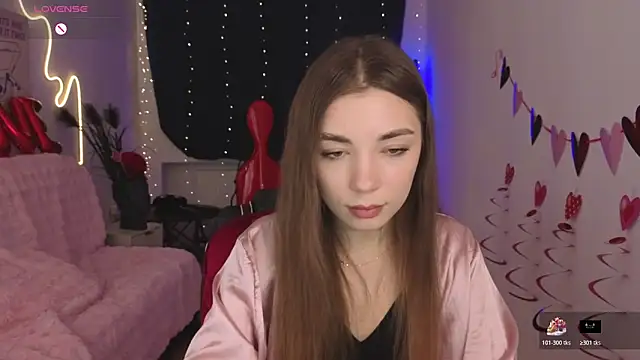 Adriennes online show from February 17, 2:35 pm