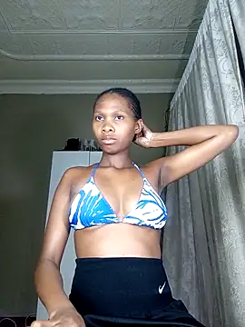 PussyFarrie online show from April 14, 12:27 am