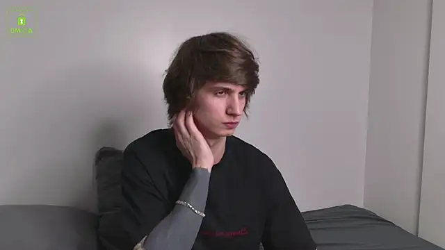 HoogWilder online show from April 12, 8:14 pm