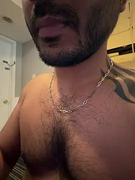 Snapshot of DaggerTie chatting on February 25, 3:10 pm DaggerTie online show from February 25, 3:10 pm