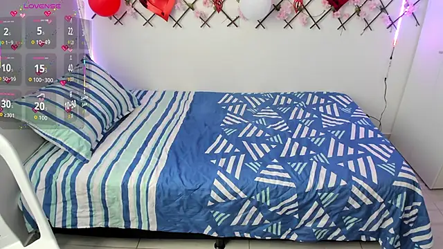 Snapshot of abbyyevanss chatting on February 17, 8:37 pm abbyyevanss online show from February 17, 8:37 pm