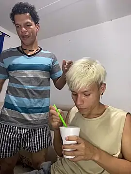 MaxyRyan online show from February 22, 6:13 am